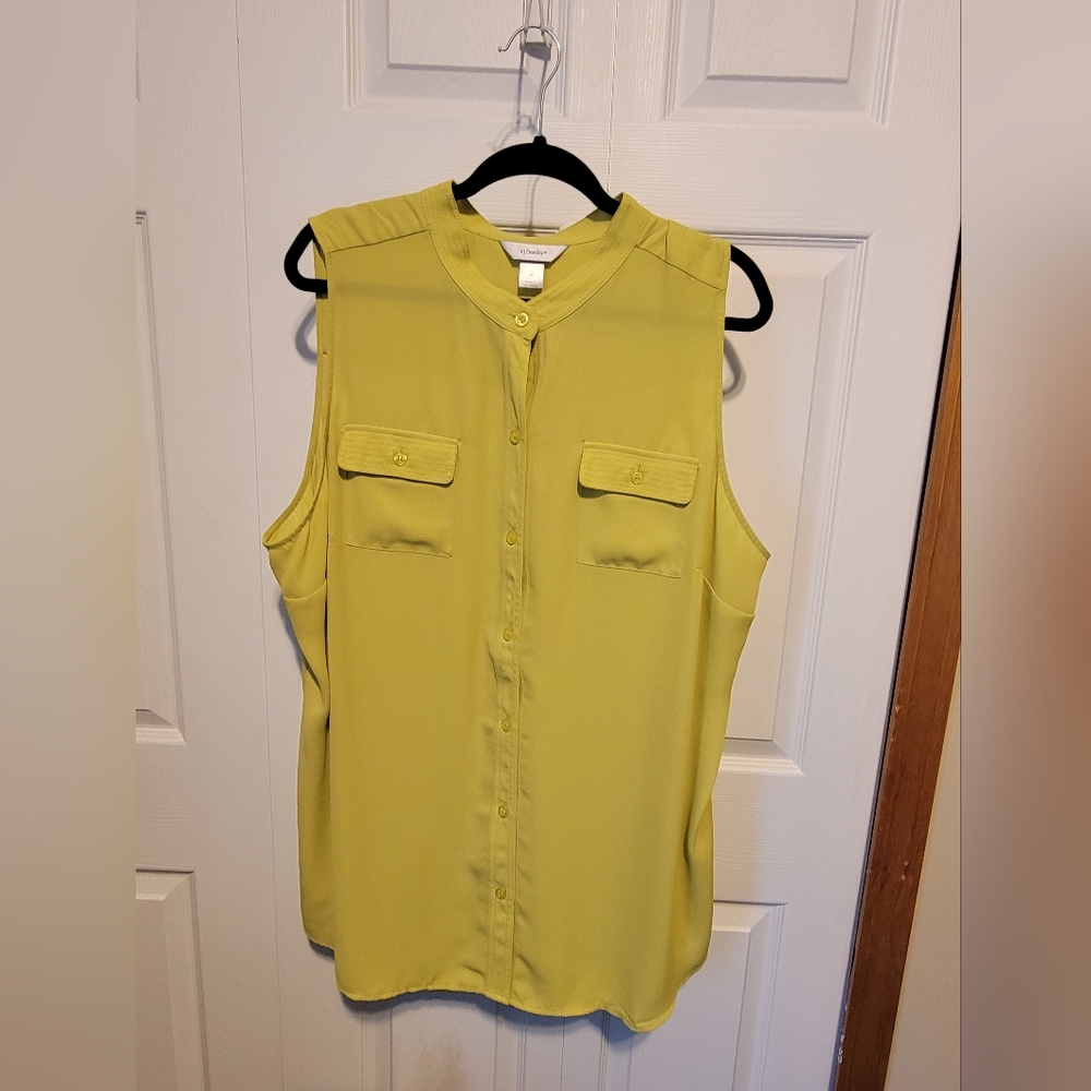 EUC CJ Banks Sleeveless Green Button Front Shirt
